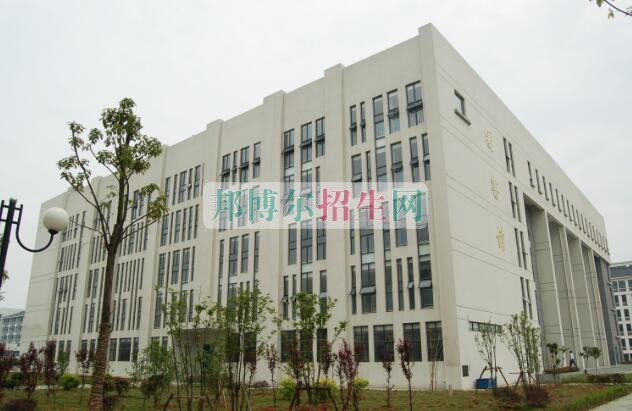 中?？即髮：每紗? width=