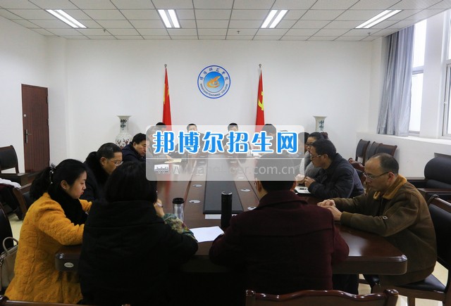 綿陽(yáng)師范學(xué)院召開黨外代表人士雙月座談會(huì)