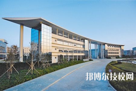 鄞州職業(yè)教育中心學(xué)校2020年報(bào)名條件、招生要求、招生對(duì)象