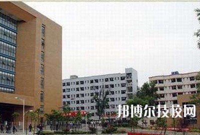 貴陽交通學(xué)校2020年報名條件、招生要求、招生對象