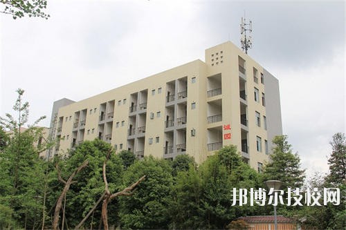 天府成人中等專業(yè)學(xué)校2020年報(bào)名條件、招生要求、招生對(duì)象