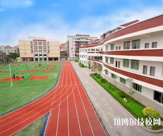 重慶公共衛(wèi)生學(xué)校怎么樣、好不好