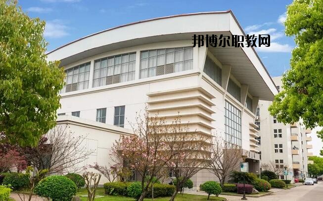 平陽縣職業(yè)教育中心2020年報名條件、招生要求、招生對象