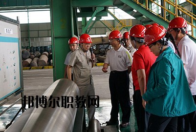 江油市攀長(zhǎng)鋼技工學(xué)校2020年報(bào)名條件、招生要求、招生對(duì)象