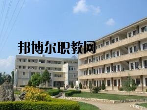 祿豐縣職業(yè)高級中學(xué)2020年報名條件、招生要求、招生對象