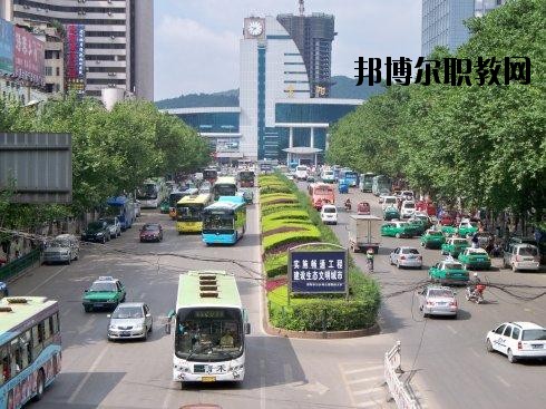 貴陽長征職業(yè)技術(shù)學校網(wǎng)站網(wǎng)址