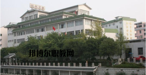 桂林衛(wèi)生學(xué)校2020年報(bào)名條件、招生要求、招生對(duì)象