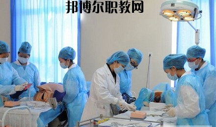 四川成都衛(wèi)生學(xué)校2020年報名條件、招生要求、招生對象