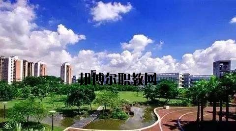 安陸深藍(lán)電子工業(yè)技術(shù)學(xué)校2020年報(bào)名條件、招生要求、招生對(duì)象