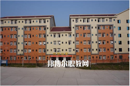 瀘州交通技工學(xué)校2020年報(bào)名條件、招生要求、招生對象