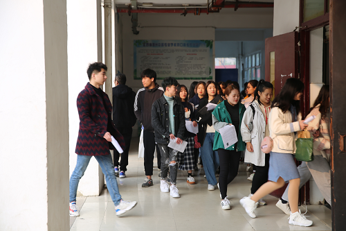 江蘇省邳州中等專業(yè)學(xué)校2020年報(bào)名條件、招生要求、招生對(duì)象