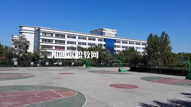 石家莊高級技工學(xué)校2022年報名條件、招生要求、招生對象