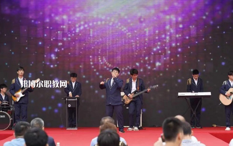 南京中華中等專業(yè)學校怎么樣、好不好