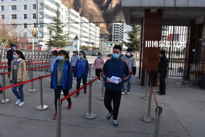 武都職業(yè)中學(xué)2022年報(bào)名條件、招生要求、招生對(duì)象