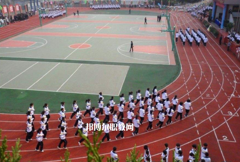 重慶巫溪縣職業(yè)教育中心2022年報(bào)名條件、招生要求、招生對(duì)象