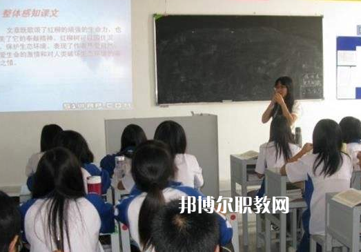 汕頭中博職業(yè)技術(shù)學(xué)校2022年報名條件、招生要求、招生對象