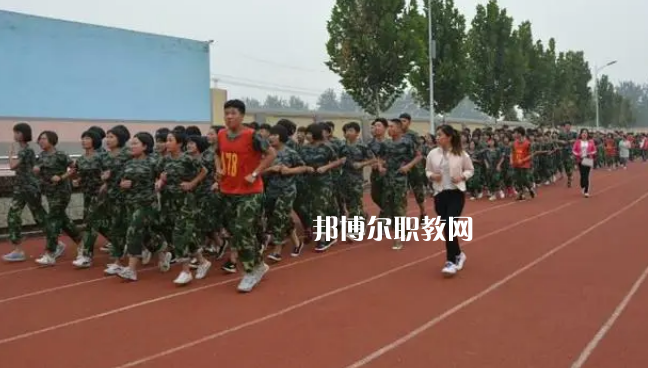云龍縣民族職業(yè)高級中學(xué)學(xué)校2022年學(xué)費(fèi)、收費(fèi)多少