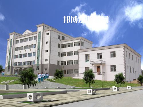 嵩明縣職業(yè)高級中學(xué)2022年報名條件、招生要求、招生對象