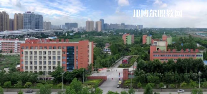 成都鐵路工程學(xué)校怎么樣、好不好