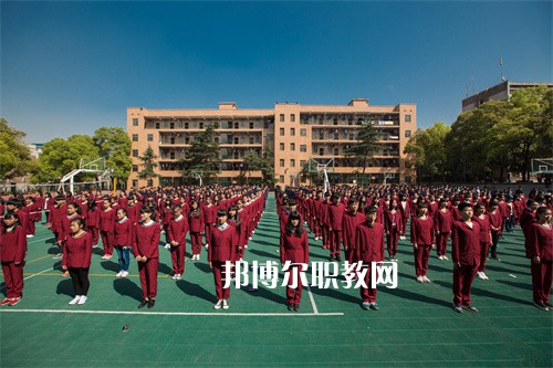 湖南省經(jīng)濟(jì)貿(mào)易職業(yè)中專學(xué)校2022年報(bào)名條件、招生要求、招生對象