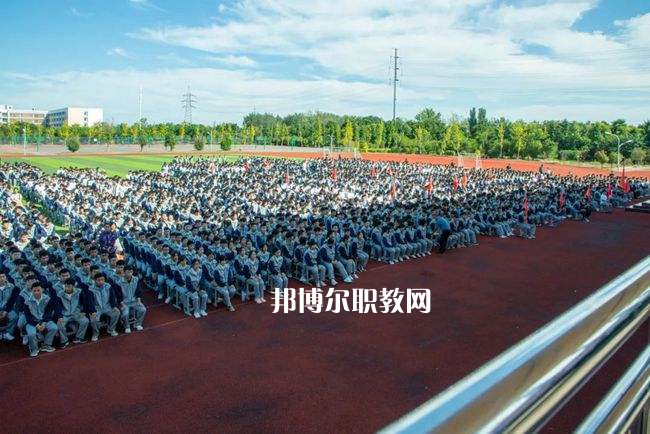 南陽市電子中等專業(yè)學校2022年學費、收費多少
