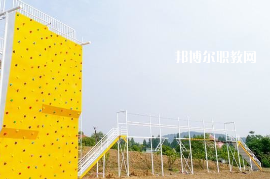 武漢華中藝術(shù)學(xué)校2022年報名條件、招生要求、招生對象