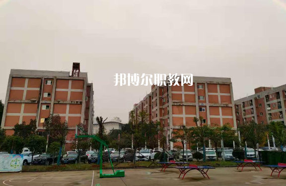 武漢凡谷電子職業(yè)技術(shù)學校2022年報名條件、招生要求、招生對象