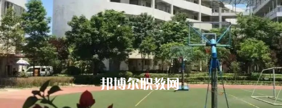 廣州白云工商技師學院怎么樣、好不好