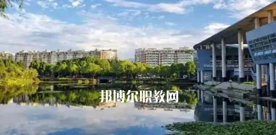 寧波高職?？圃盒Ｅ琶?強(qiáng)