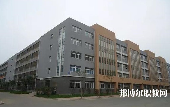2024鞍山市藝術(shù)學(xué)校招生計(jì)劃 招生人數(shù)是多少(附要求、條件、對(duì)象)